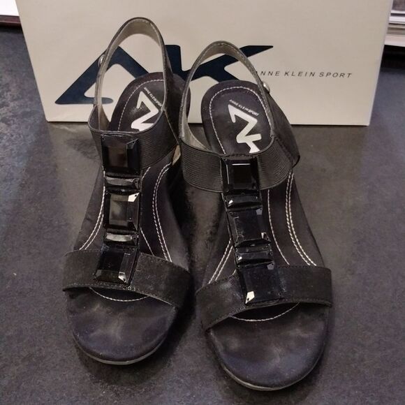 Anne Klein shoes - Picture 1 of 5